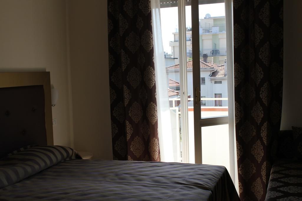Hotel Marina Rimini Pokoj fotografie
